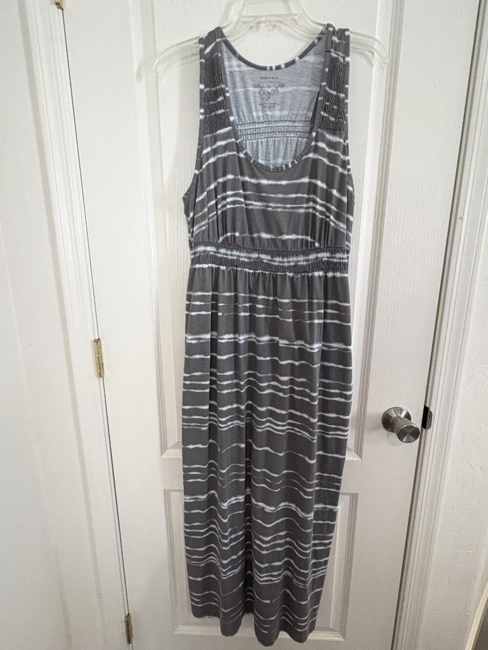 Sonoma Tie Dye Smocked Maxi Long Dress Sleeveless Gray & White Stripe Size XL